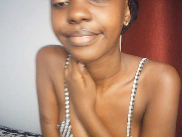 Sexxy-Tam live cam on BongaCams
