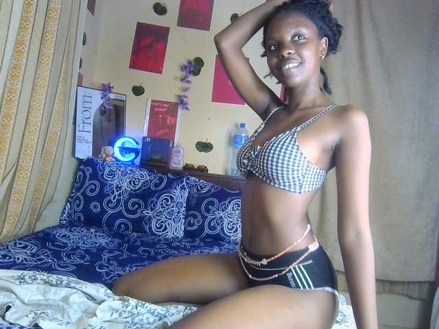Sexxy-Tam live cam on BongaCams