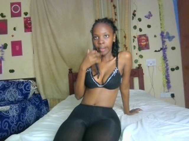 Sexxy-Tam live cam on BongaCams