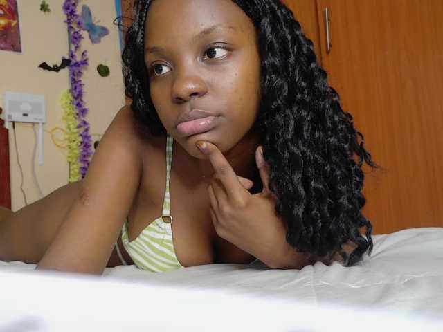 Sexxy-Tam live cam on BongaCams