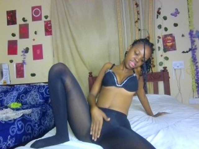 Sexxy-Tam live cam on BongaCams