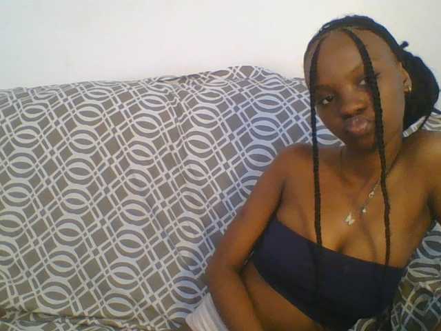 Sexxy-Tam live cam on BongaCams