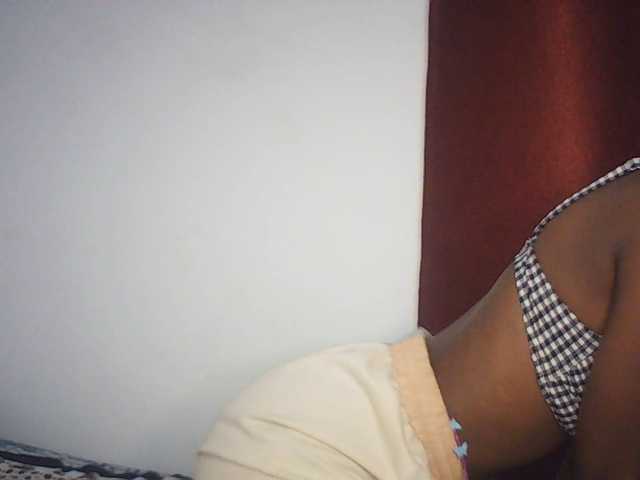 Sexxy-Tam live cam preview