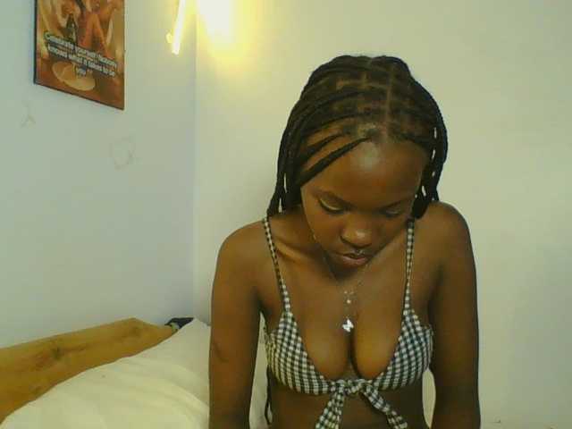 Sexxy-Tam live cam on BongaCams