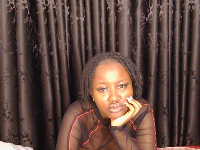 Sexxy-Tam live cam on BongaCams