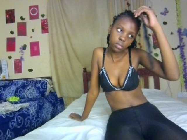 Sexxy-Tam live cam on BongaCams