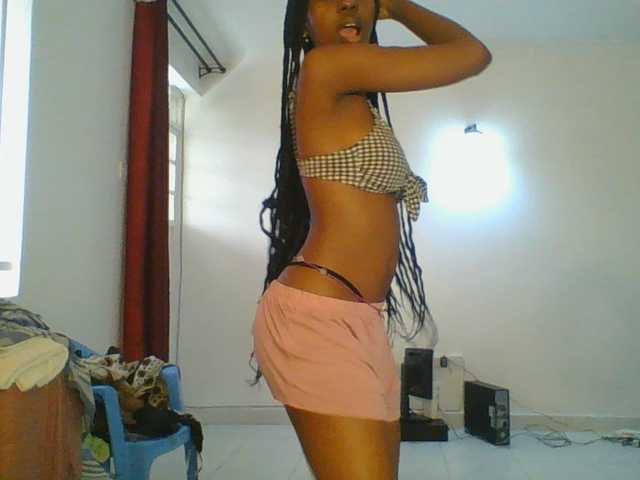 Sexxy-Tam live cam on BongaCams