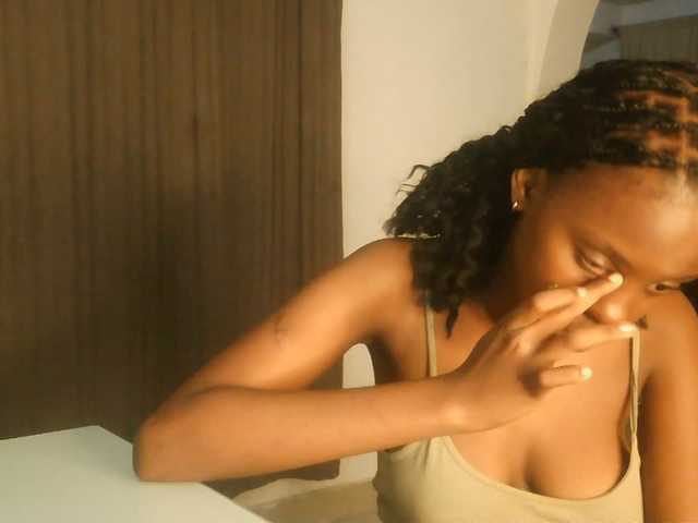 Sexxy-Tam live cam on BongaCams