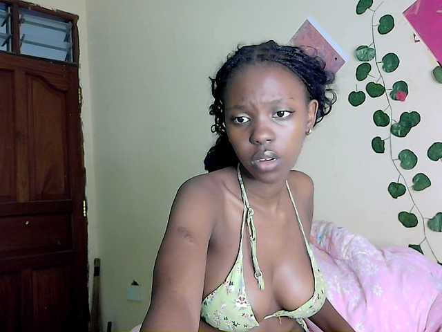 Sexxy-Tam live cam on BongaCams