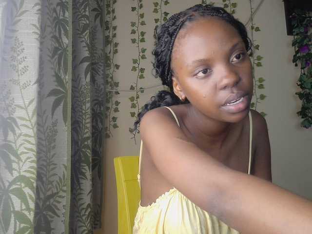 Sexxy-Tam live cam on BongaCams