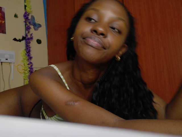 Sexxy-Tam live cam on BongaCams