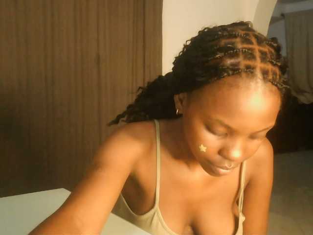 Sexxy-Tam live cam on BongaCams