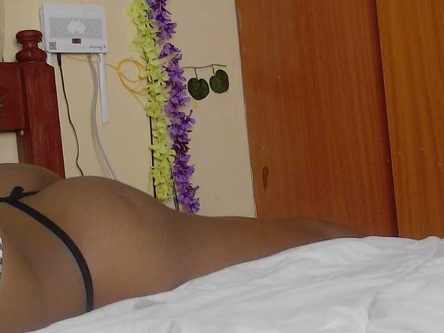 Sexxy-Tam live cam on BongaCams