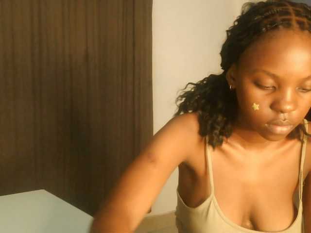 Sexxy-Tam live cam on BongaCams