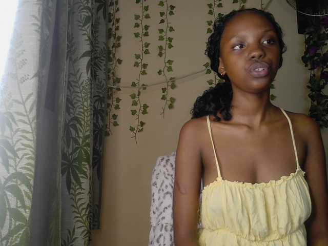 Sexxy-Tam live cam on BongaCams