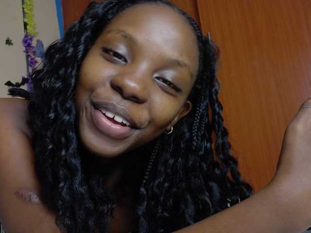 Sexxy-Tam live cam on BongaCams