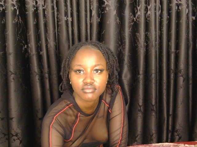 Sexxy-Tam live cam on BongaCams