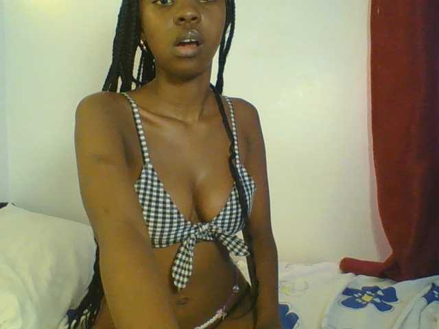 Sexxy-Tam live cam on BongaCams