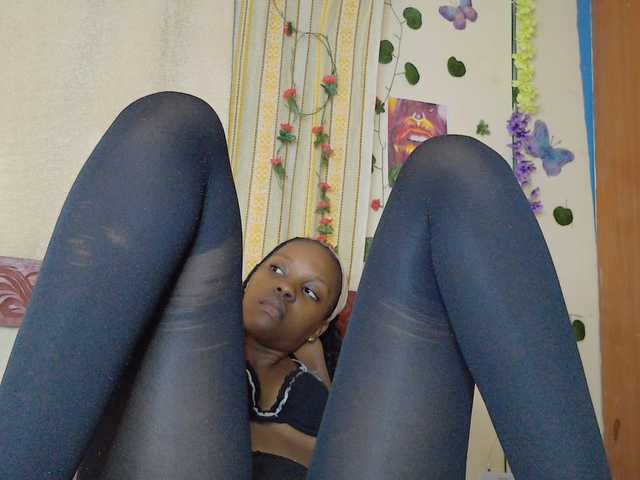 Sexxy-Tam live cam on BongaCams