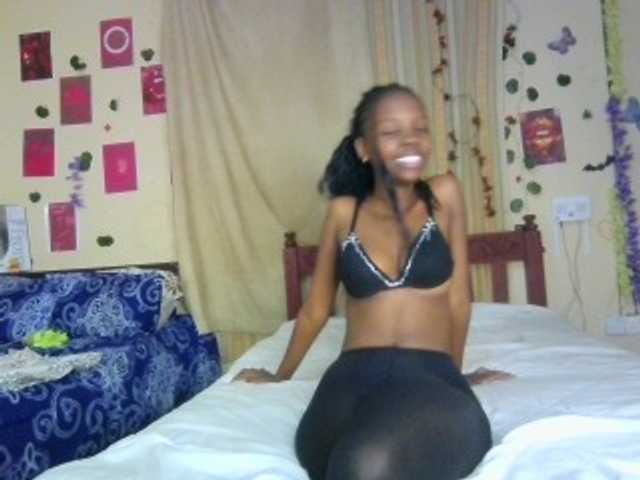 Sexxy-Tam live cam on BongaCams