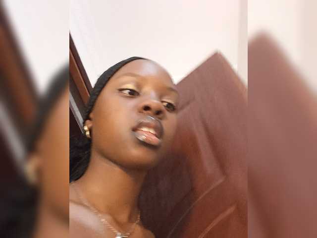 Sexxy-Tam live cam on BongaCams