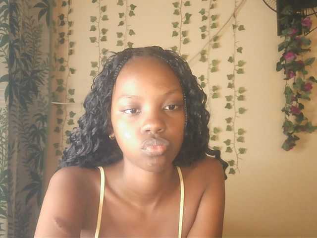 Sexxy-Tam live cam on BongaCams