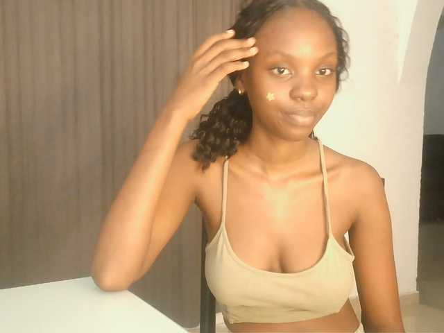 Sexxy-Tam live cam on BongaCams