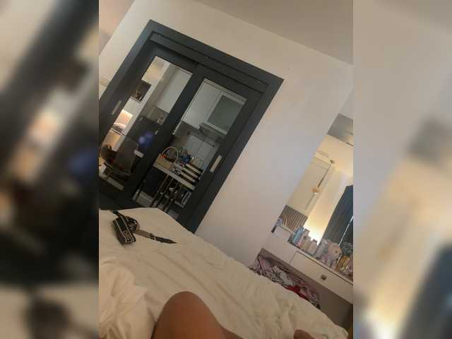 Kristabella-and-Hector live cam on BongaCams