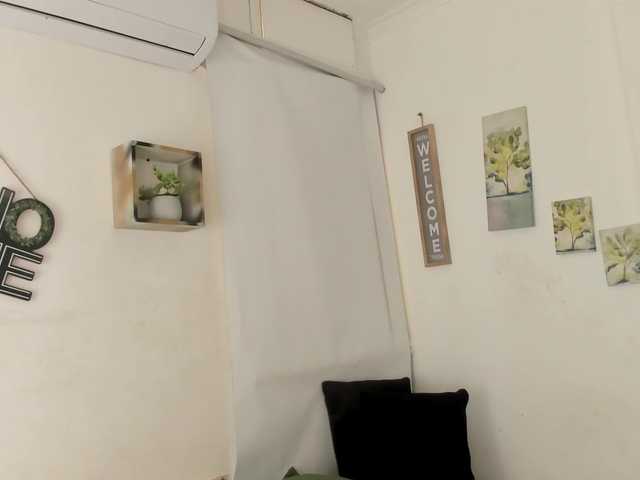 AithanaQueen live webcam show