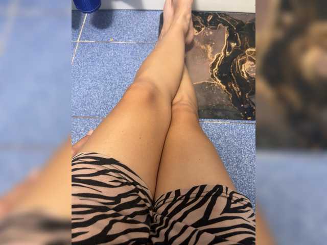 mandarinka1 live cam on BongaCams