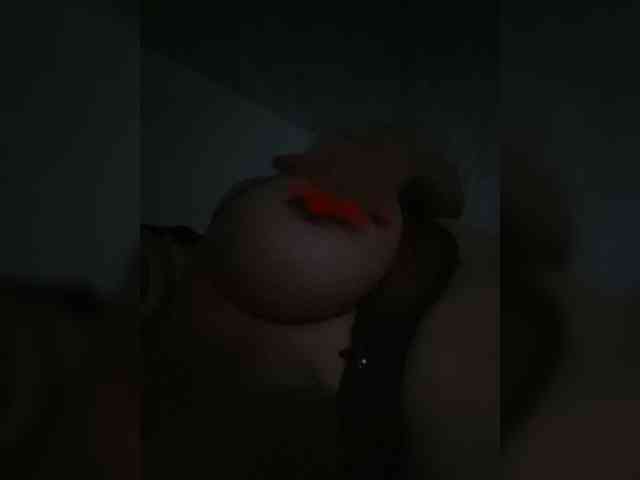 Loraa Sex Cam Show