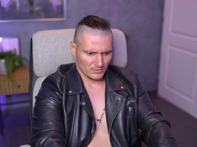 AlexWildeX live cam preview