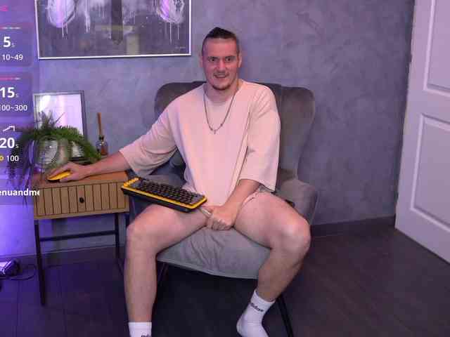 AlexWildeX Sex Cam Show