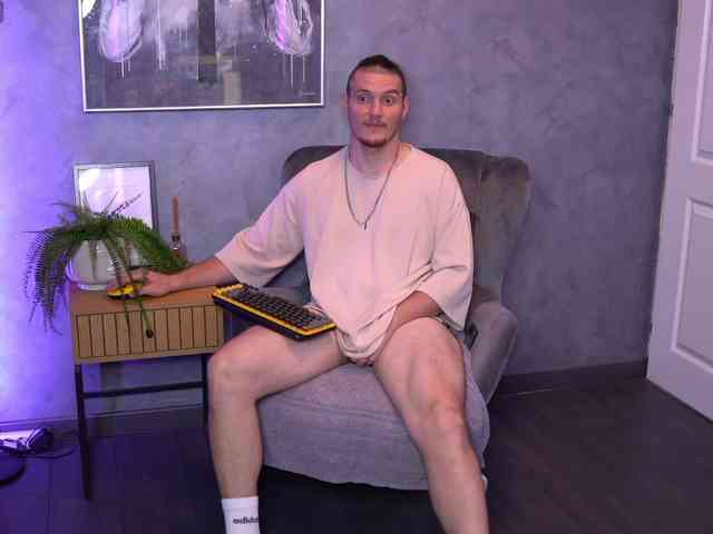 AlexWildeX Sex Cam Show