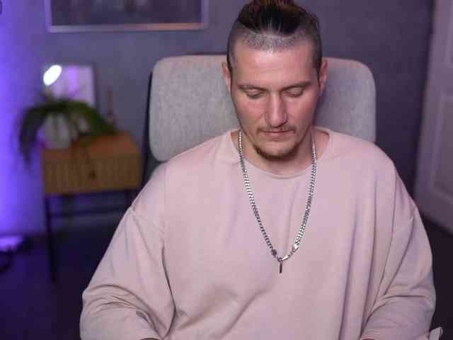AlexWildeX Sex Cam Show