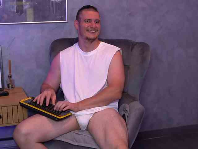 AlexWildeX Live Webcam on BongaCams