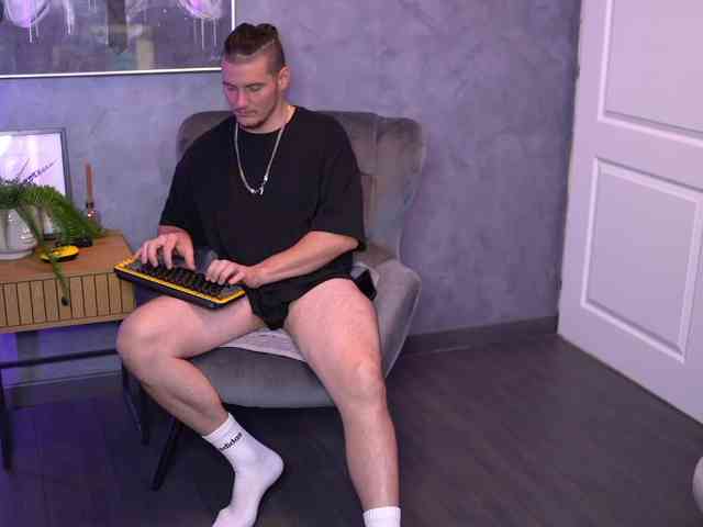 AlexWildeX Sex Cam Show