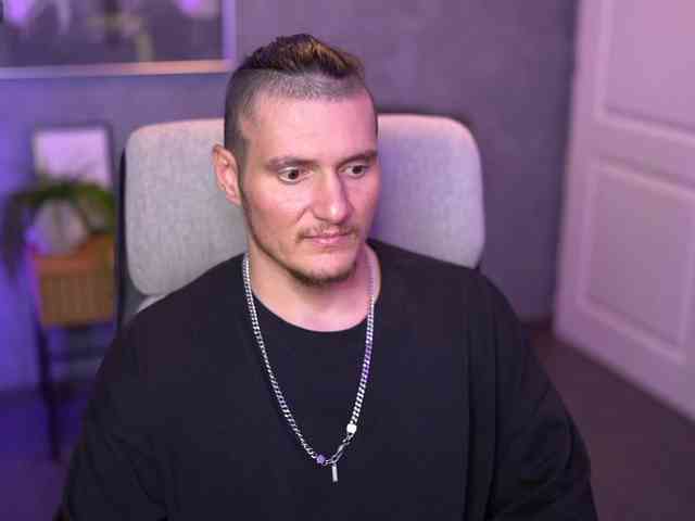AlexWildeX Sex Cam Show