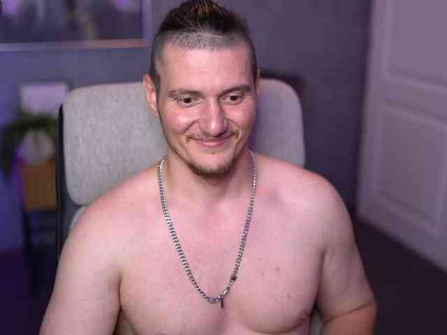 AlexWildeX Sex Cam Show