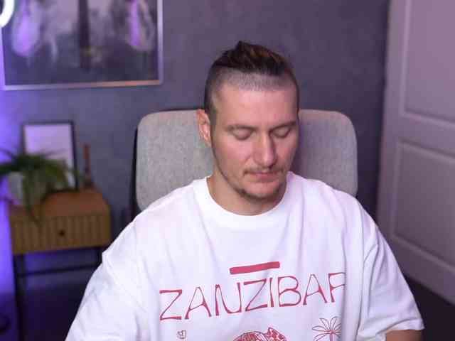 AlexWildeX AlexWildeX