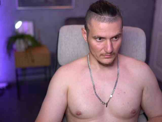 AlexWildeX Sex Cam Show