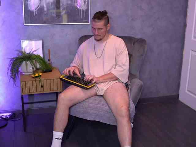 AlexWildeX Sex Cam Show