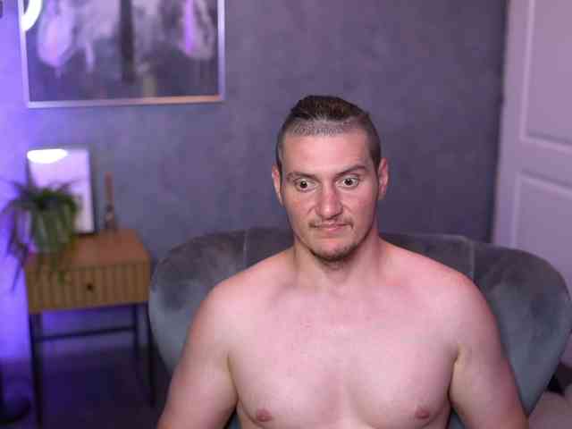 AlexWildeX Live Webcam on BongaCams
