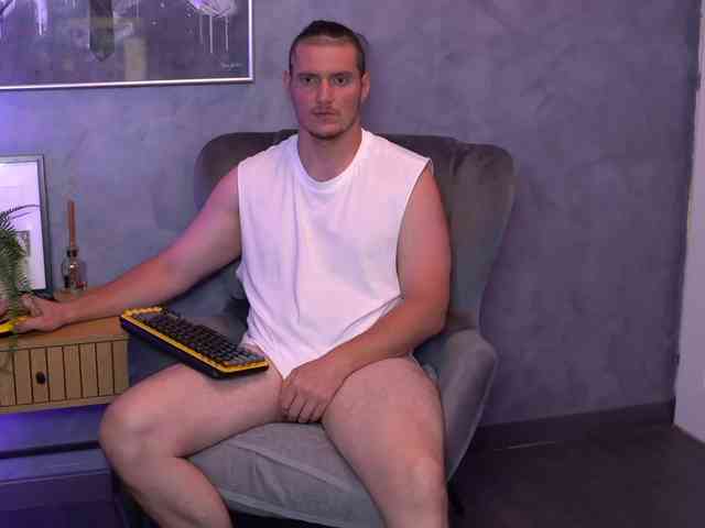 AlexWildeX Live Webcam on BongaCams