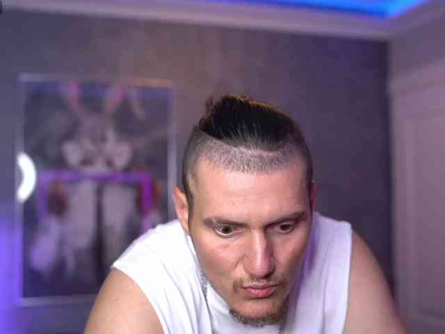 AlexWildeX Live Webcam on BongaCams