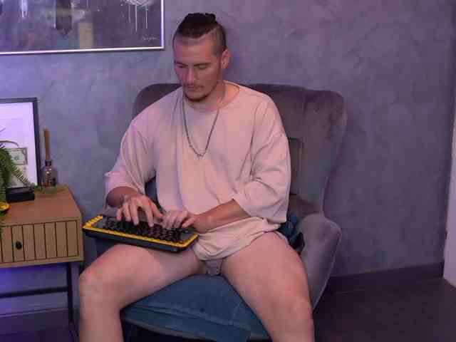 AlexWildeX AlexWildeX