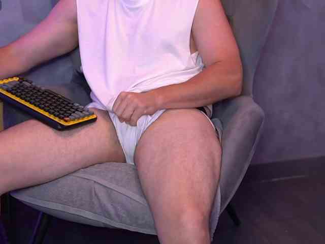 AlexWildeX Live Webcam on BongaCams