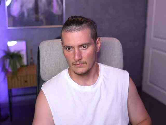 AlexWildeX Live Webcam on BongaCams