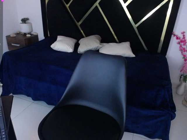 Zaara-Black