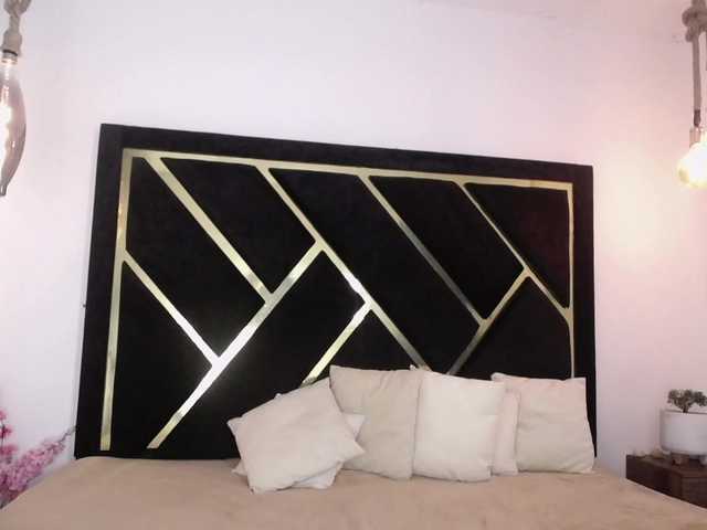 Zaara-Black